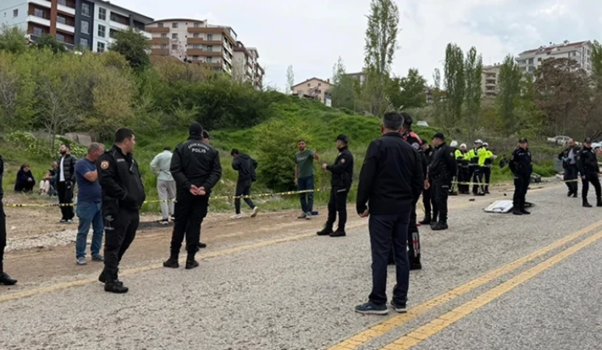 1 Mayıs'ta acı olay: 2 belediye iş&ccedil;isi feci şekilde hayatını kaybetti  'Sakın' diye uyarmalarına rağmen dinlememişler