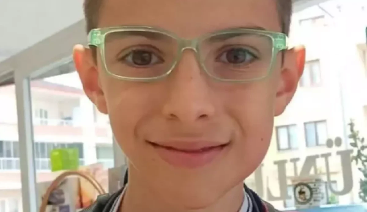 13 yaşındaki Abdulkadir odasında &ouml;l&uuml; bulundu! 