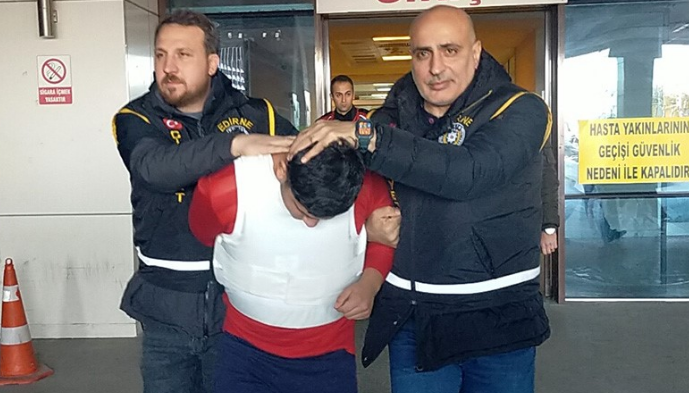 16 yaşındaki cinayet şüphelisi adliyeye sevk edildi 