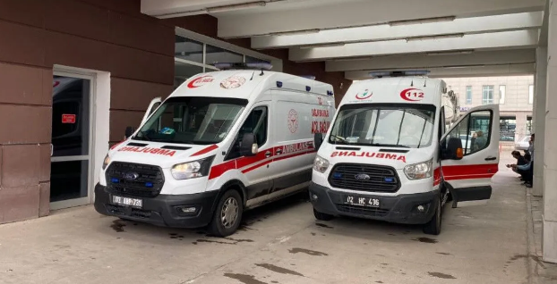 16 yaşındaki çocuk yaşamına son vermeye kalkıştı 