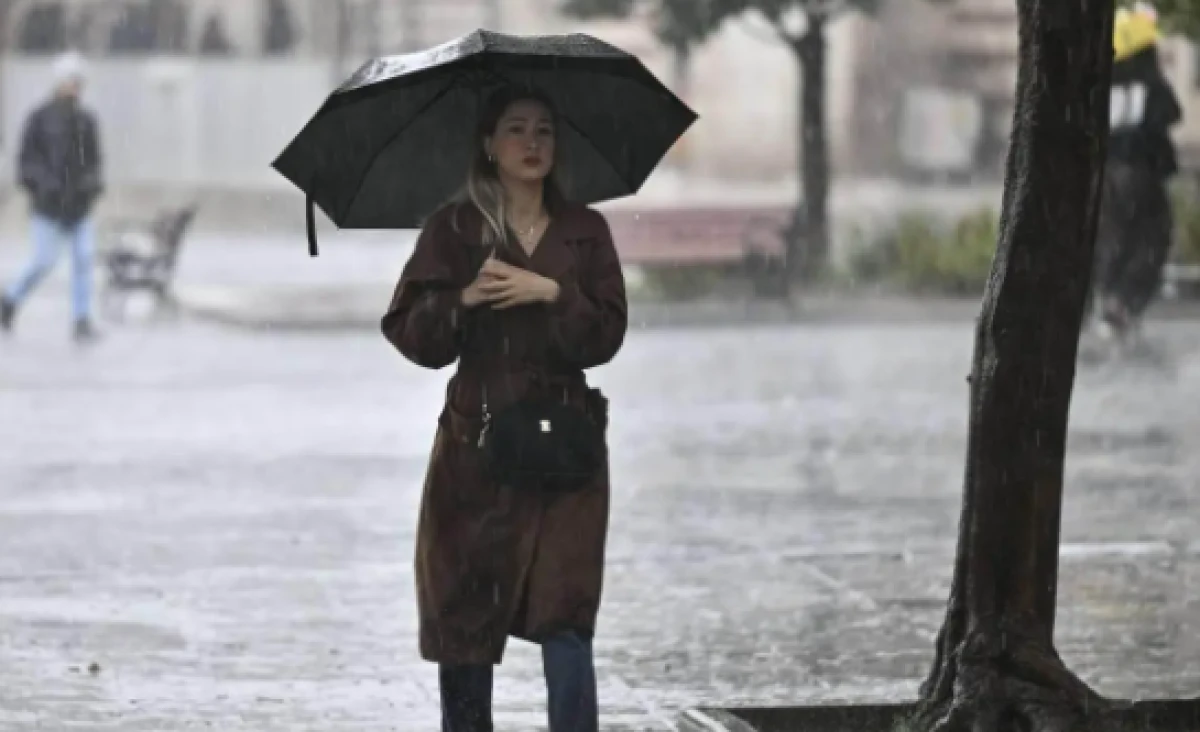 2 kentte sarı alarm! Meteoroloji'den yeni yağış uyarısı: &Ouml;ğle saatlerine dikkat!