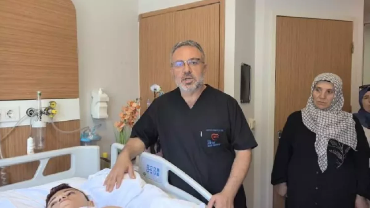  24 kilo olan kadından, kilo kilo kist çıktı 