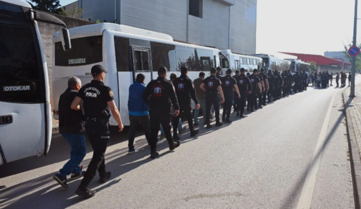  29 ilde dolandırıcılık operasyonu: 44 zanlı tutuklandı
