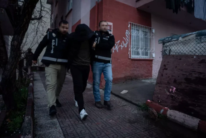  5 ilde organize su&ccedil; &ouml;rg&uuml;t&uuml;ne operasyon               