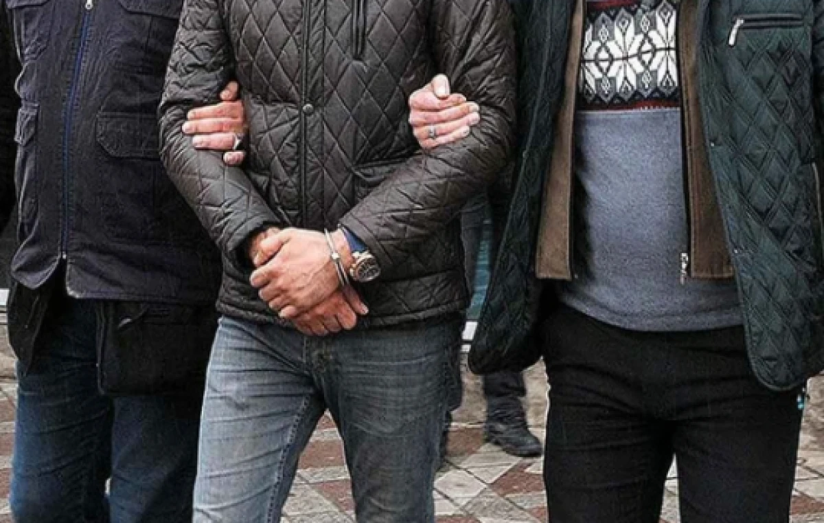 6 yıl cezası vardı: Firari FET&Ouml;&rsquo;c&uuml; İzmir'de yakalandı!