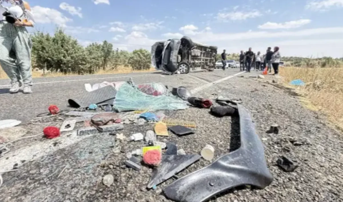 7 kişinin &ouml;ld&uuml;ğ&uuml; trafik kazasında s&uuml;r&uuml;c&uuml; tutuklandı