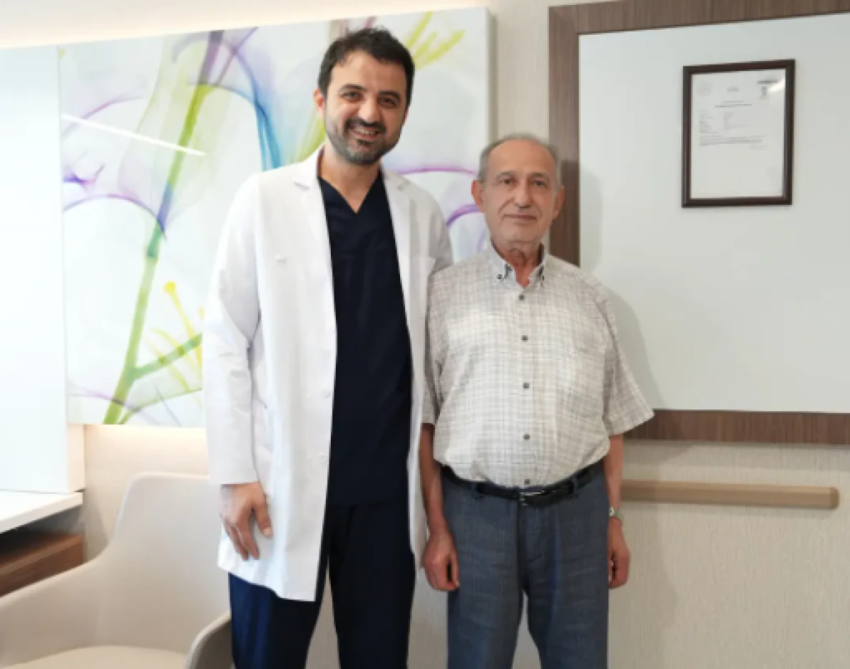70 g&uuml;n yoğun bakımda kalan 72 yaşındaki hasta uygulanan y&ouml;ntemle ayaklandı