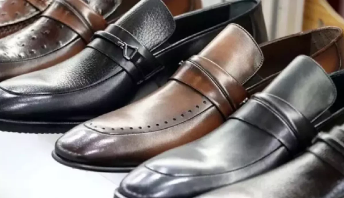 78 yıllık &uuml;nl&uuml; ayakkabı devi iflas etti          