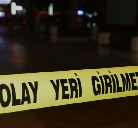 8 aylık hamile eşini öldürdü                      