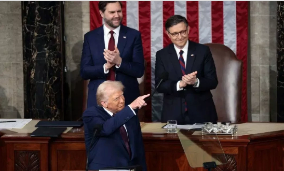 ABD Kongresini karıştıran tartışma: Trump ve M&uuml;sl&uuml;man &uuml;ye arasında gerilim   