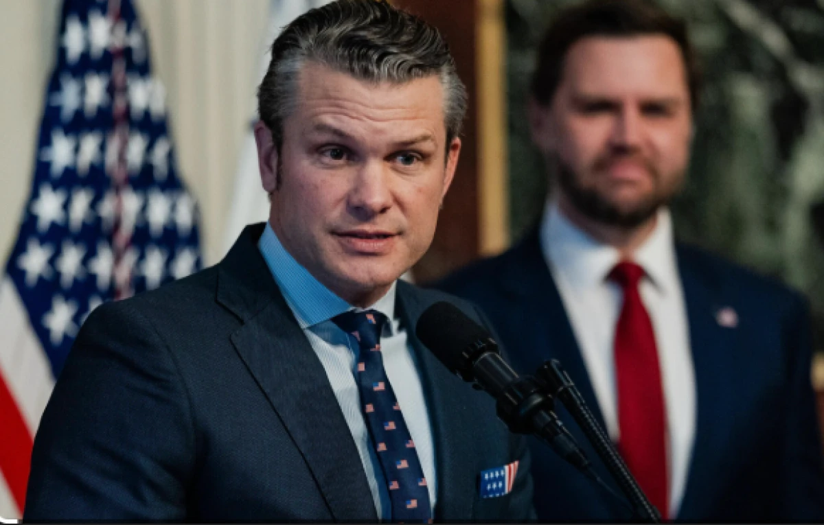 ABD Savaş Bakanı: Trump İran'a acıdı   