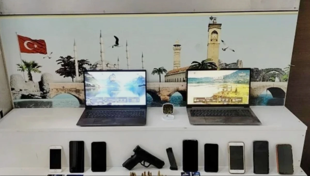 Adana merkezli dolandırıcılık operasyonunda 8 zanlı tutuklandı 