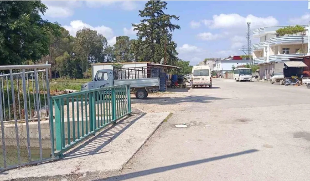 Adana Y&uuml;reğir'de İki Grup Arasında &Ccedil;ıkan Kavgada 1 Kişi Hayatını Kaybetti