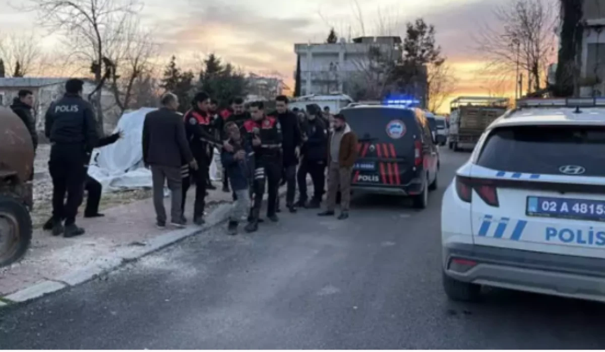 Adıyaman'da iki aile arasında taşlı sopalı kavga   