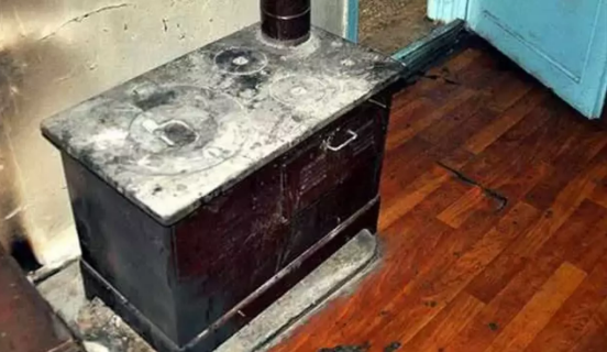 Ağrı'da soba zehirlenmesi can aldı       