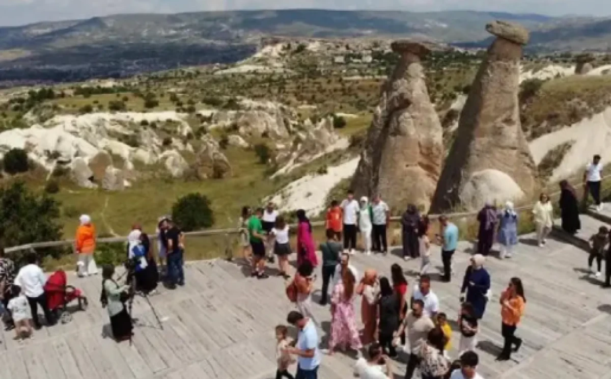 Aile ziyareti ve tatil i&ccedil;in 83 milyar lira harcadık!