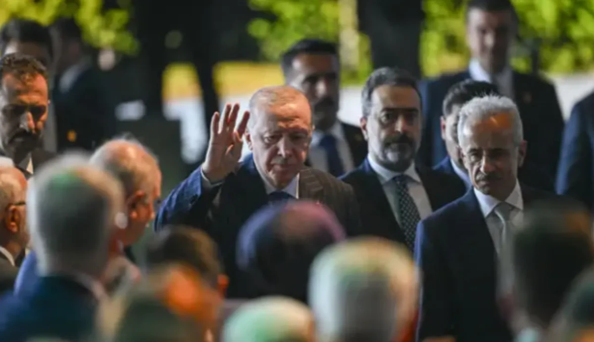 AK Parti'ye 2 isim daha katılıyor! Tarih verildi, yeni belediye başkanları da yolda...
