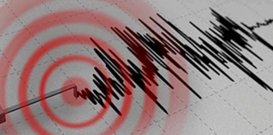 Akdeniz'de 4.2 büyüklüğünde deprem          