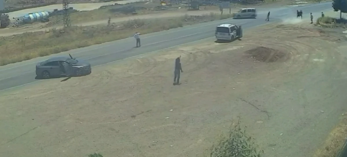 Akrabaların arazi savaşı kanlı bitti: Mardin'deki &ccedil;atışmanın g&ouml;r&uuml;nt&uuml;leri ortaya &ccedil;ıktı!