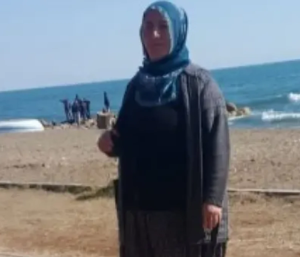 Aksaray'da acı kaza: &Uuml;zerine ağa&ccedil; devrilen kadın &ouml;ld&uuml;