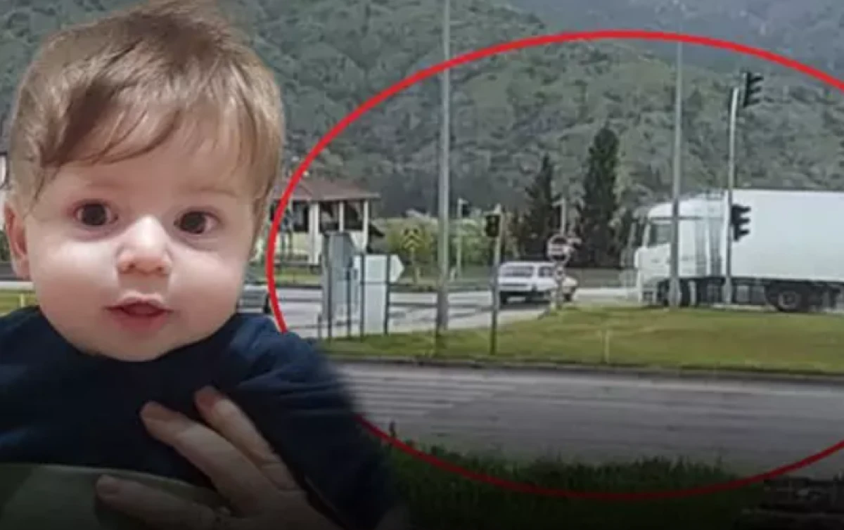 Amasya'da annesinin kucağından fırlayıp TIR&rsquo;ın altında kalan bebek toprağa verildi