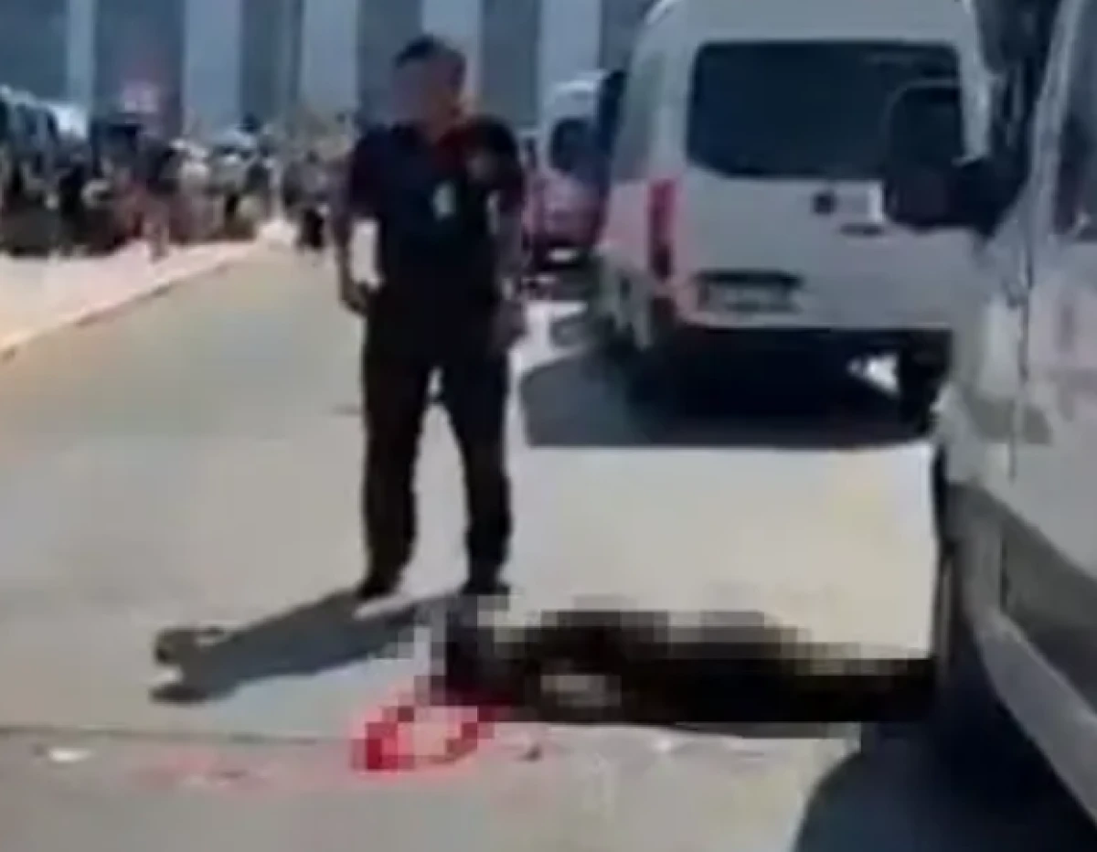 Antalya Havalimanı otoparkında kanlı pusu! Emekli polis bir kadını &ouml;ld&uuml;rd&uuml;