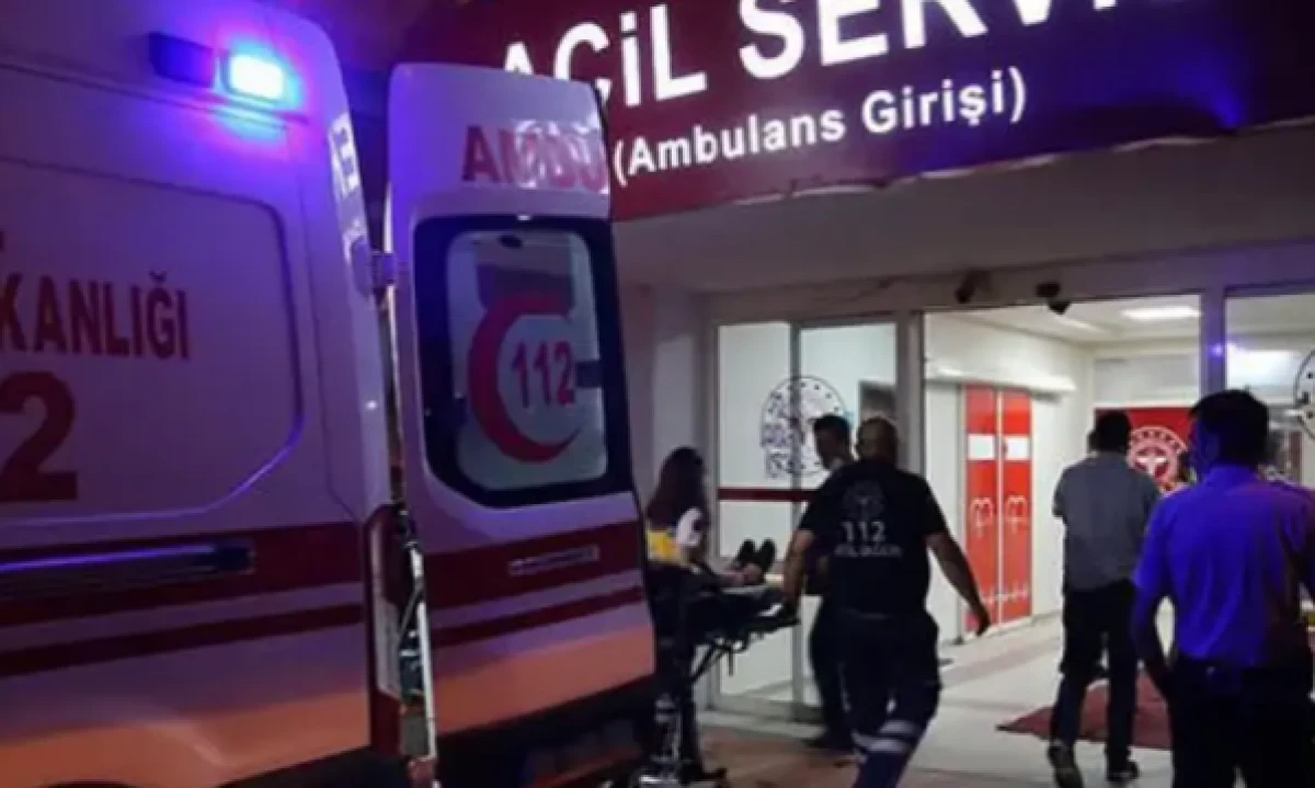 Antalya'da otomobil dereye devrildi: 1 &ouml;l&uuml;!