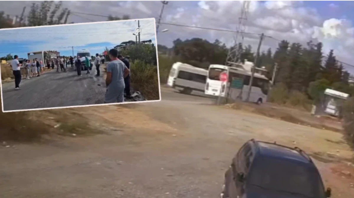 Antalya'da tur minibüsüyle öğrenci servisi çarpıştı