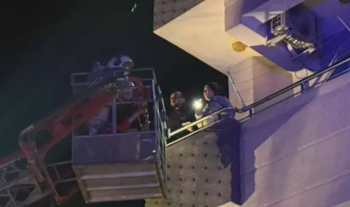 Apartmanda can pazarı                                