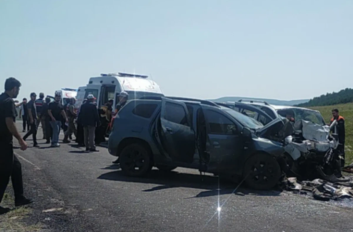  Ardahan'dan acı haber: 3 &ouml;l&uuml;, 4 yaralı var!