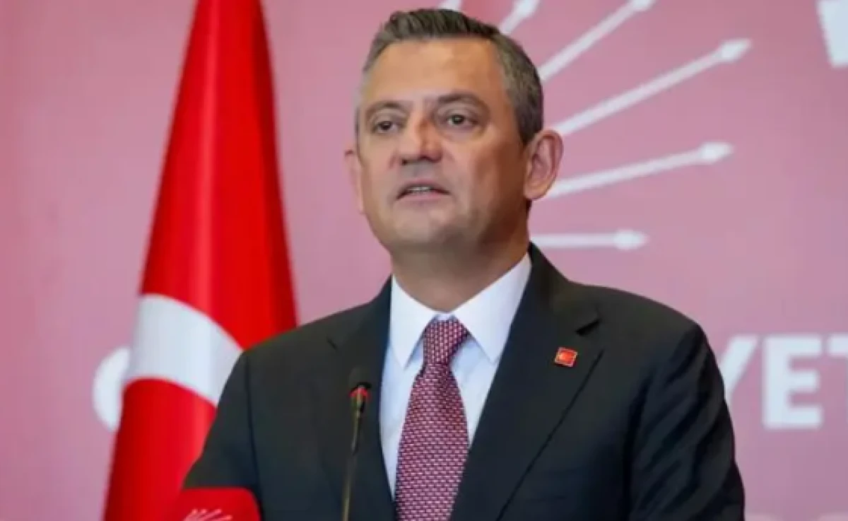 Asırlık &ccedil;ınarda yol ayrımları: CHP tarihindeki partiden b&uuml;y&uuml;k kopuşlar ve akıbetleri