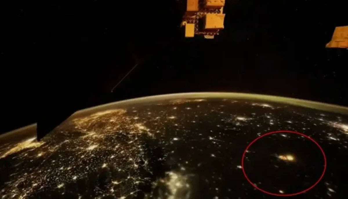 Astronotlar kaydetti: Rusya'nın Kiev'i bombaladığı anlar uzay kamerasında!