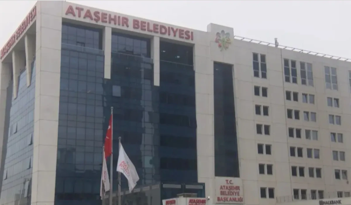 Ataşehir Belediyesi AK Parti'ye ge&ccedil;ti!