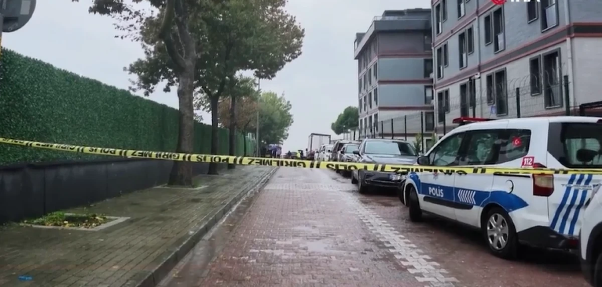 Avcılar&rsquo;da okul &ouml;n&uuml;nde trafik tartışması kanlı bitti: Bek&ccedil;i, veliyi ayağından vurdu