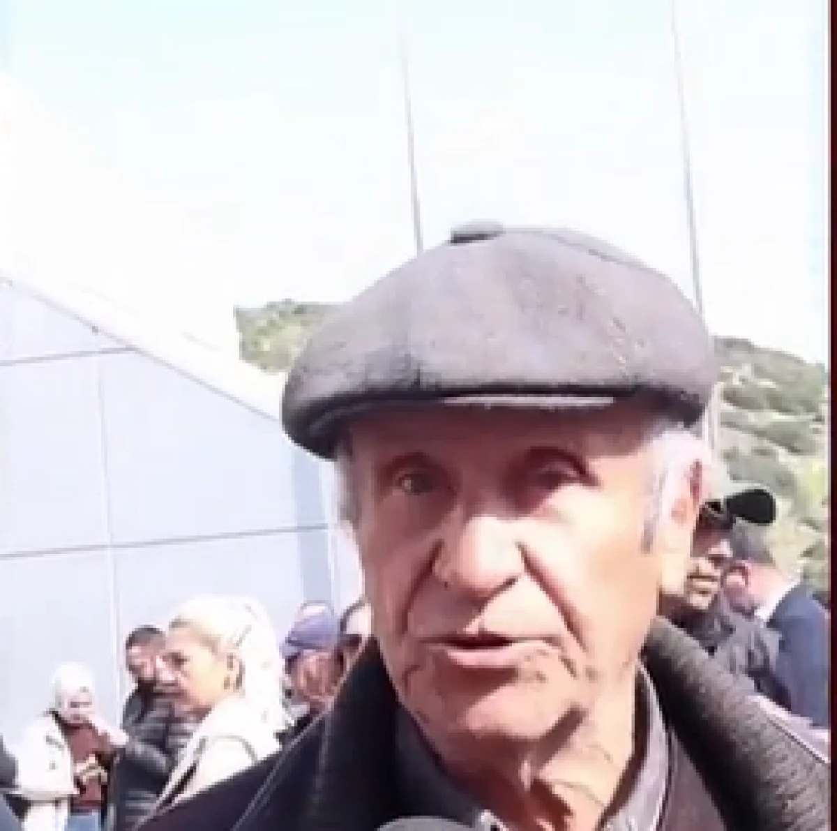 Aydın&rsquo;da CHP'li vatandaş partinin c&uuml;r&uuml;m&uuml;şl&uuml;ğ&uuml;n&uuml;                      