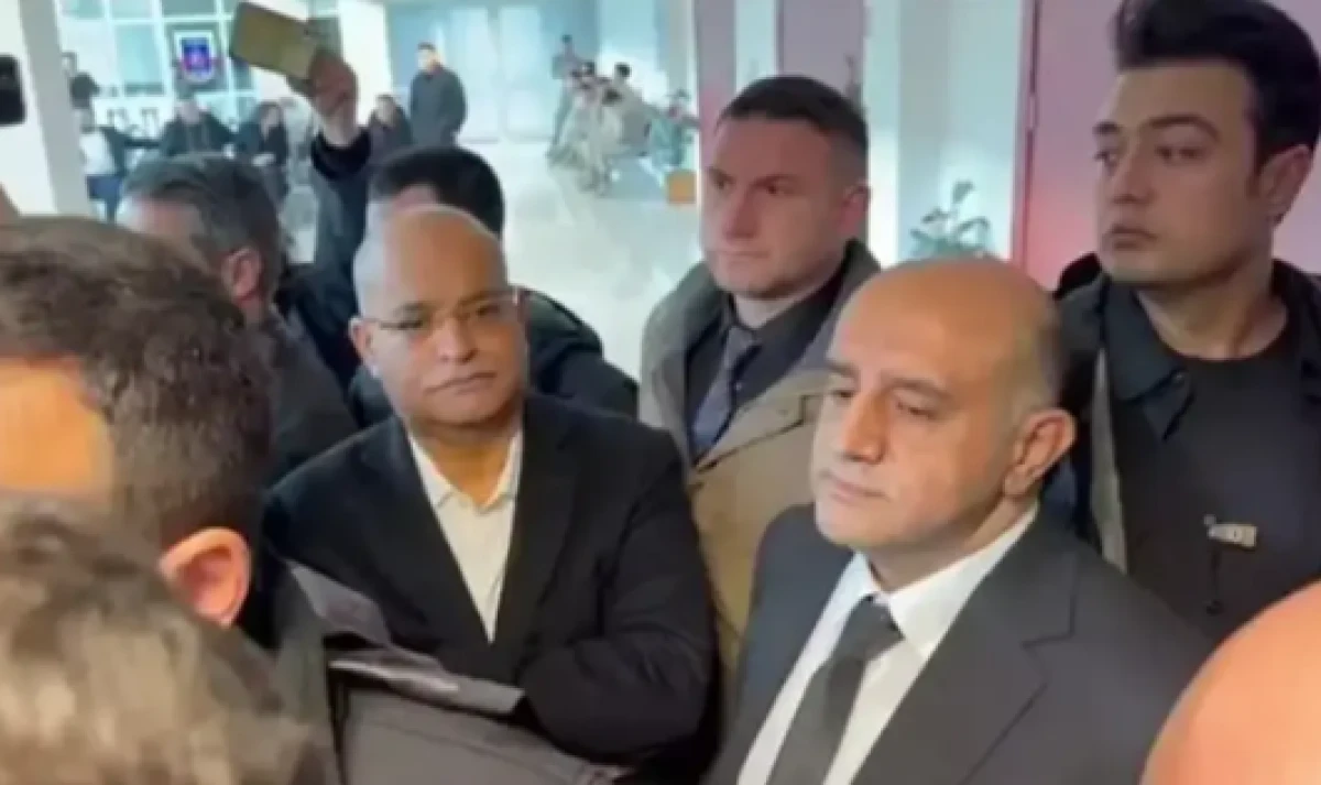 Aziz İhsan Aktaş su&ccedil; &ouml;rg&uuml;t&uuml; davasında ara karar