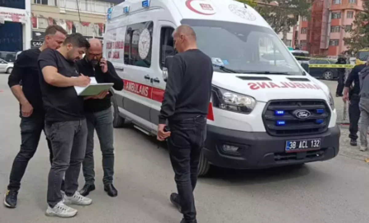 Baba-oğul inşaat iş&ccedil;ilerine ateş a&ccedil;tı: 2 yaralı      