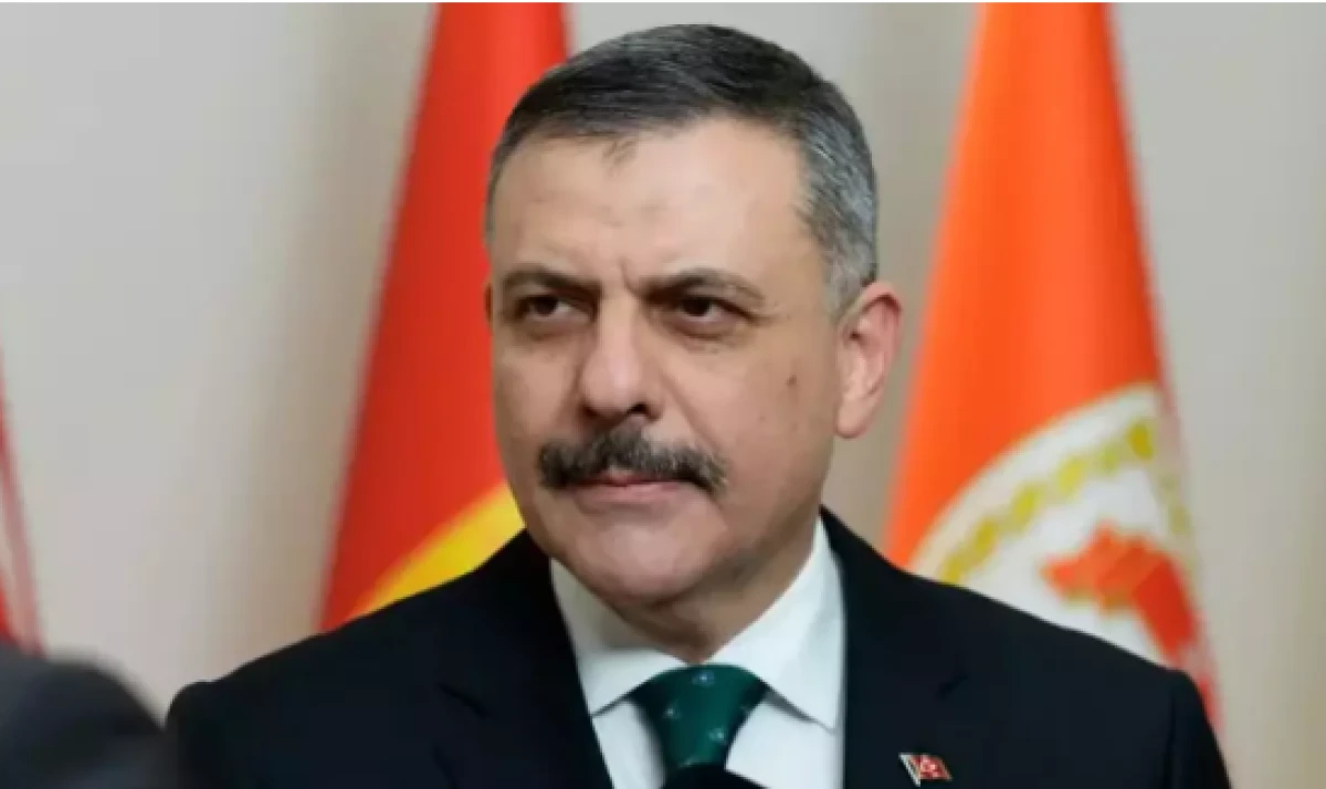 Bakan &Ccedil;ift&ccedil;i'den Emniyet'te d&ouml;n&uuml;ş&uuml;m sinyali!         