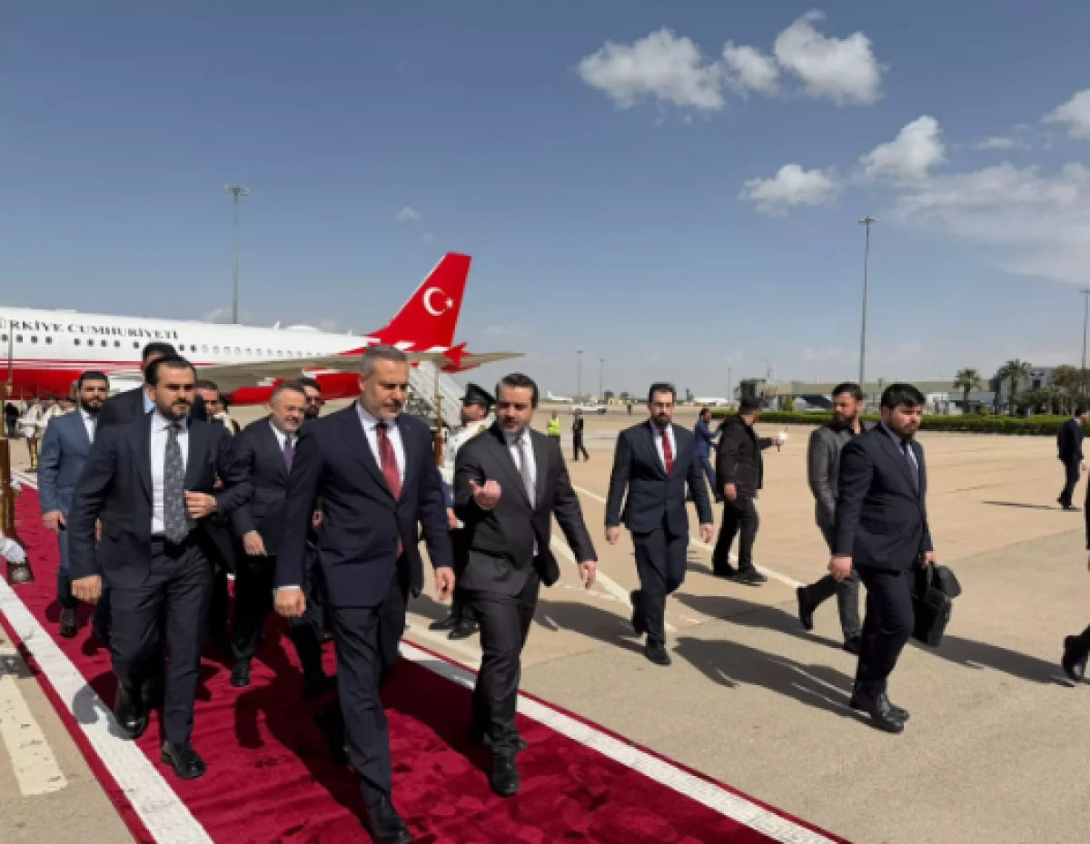 Bakan Fidan Suriye'de: Şara ve Zelenski ile g&ouml;r&uuml;şecek      