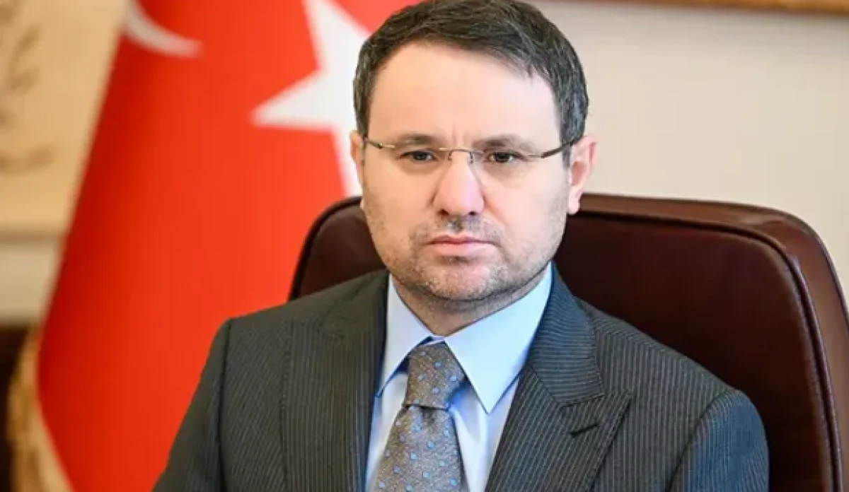 Bakan G&uuml;rlek, Kimsesizler mezarlığına defnedilen bir kadın cesedinin, yıllardır kayıp olarak aranan G&uuml;lcan Yazıcı kardeşimize ait olduğu kesin olarak tespit edilmiştir