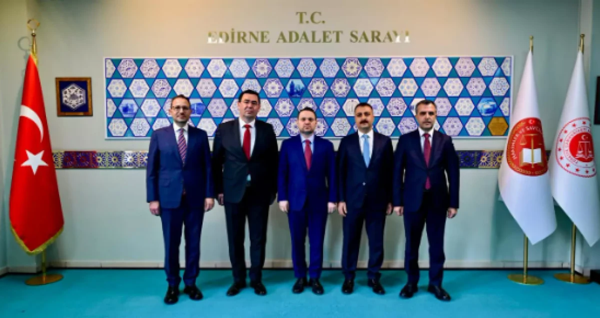 Bakan G&uuml;rlek: Sosyal medya ve uyuşturucu bir milli g&uuml;venlik meselesidir