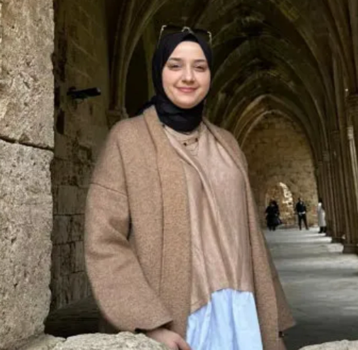 Balkondan d&uuml;ş&uuml;p &ouml;len Bedriye&rsquo;nin ablası: Kardeşimi katletti