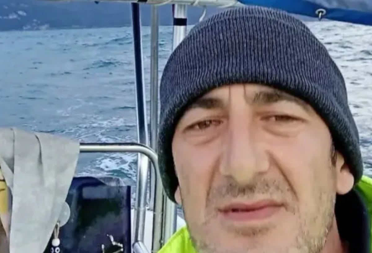 Bartın'da tekneyle denize a&ccedil;ılan maden iş&ccedil;isi kayboldu