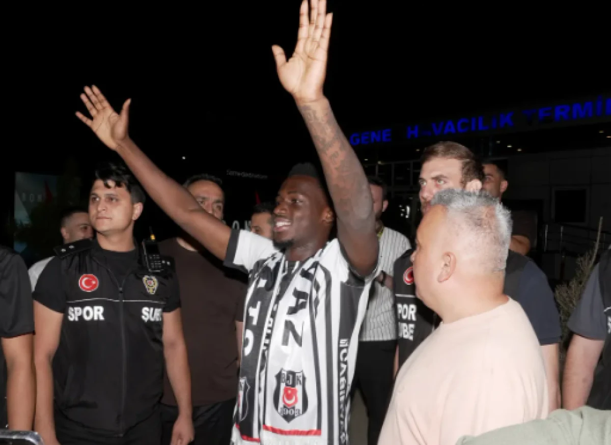 Beşiktaş'ın yeni transferi İstanbul'da! Resmen a&ccedil;ıklandı