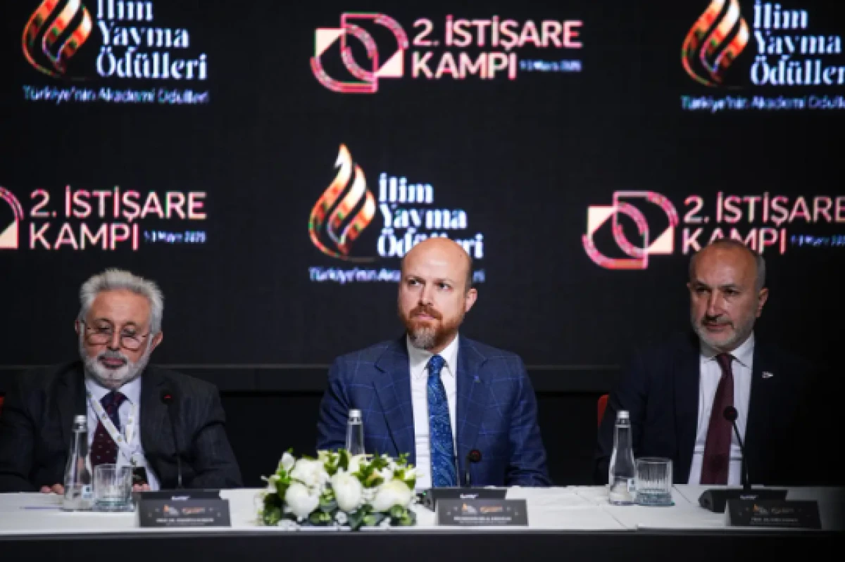 Bilal Erdoğan 2. İstişare Kampı'nda konuştu: Bu hepimizin derdi olmalı!