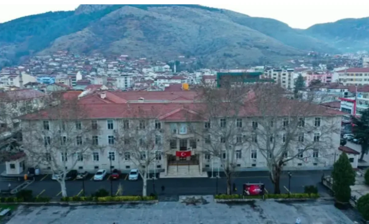 Bir ilimizde okullar 1 g&uuml;n tatil edildi!