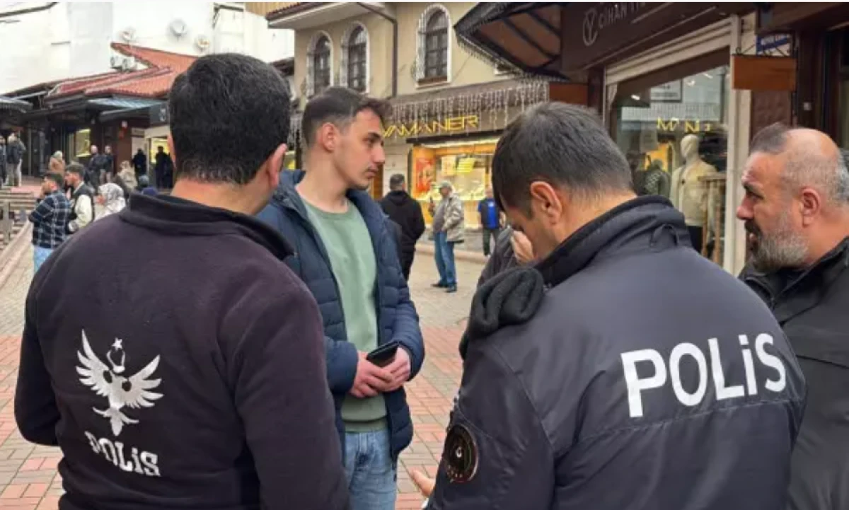 Bolu'da kuyumcudaki yoğunluk                              
