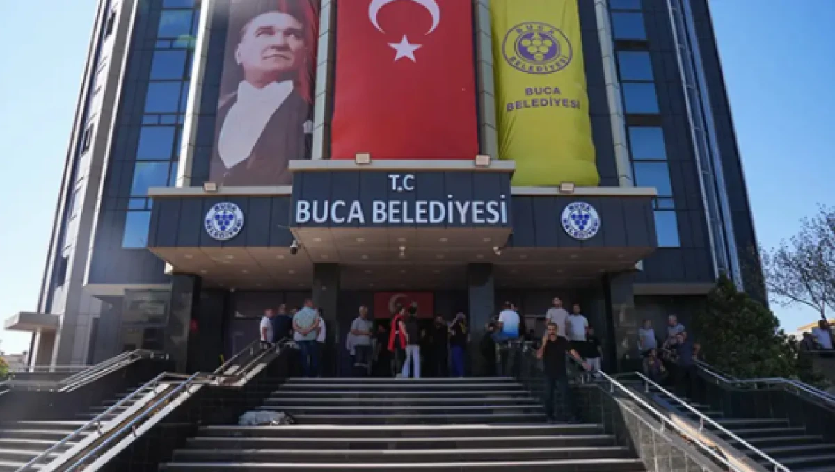 Buca Belediyesi'ne operasyon! Başkan dahil &ccedil;ok sayıda kişi g&ouml;zaltına alındı!