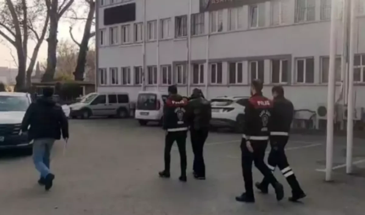 Bursa'da b&uuml;y&uuml;k vurgun: 'Adınız FET&Ouml;'ye karıştı' diye dolandırdılar 