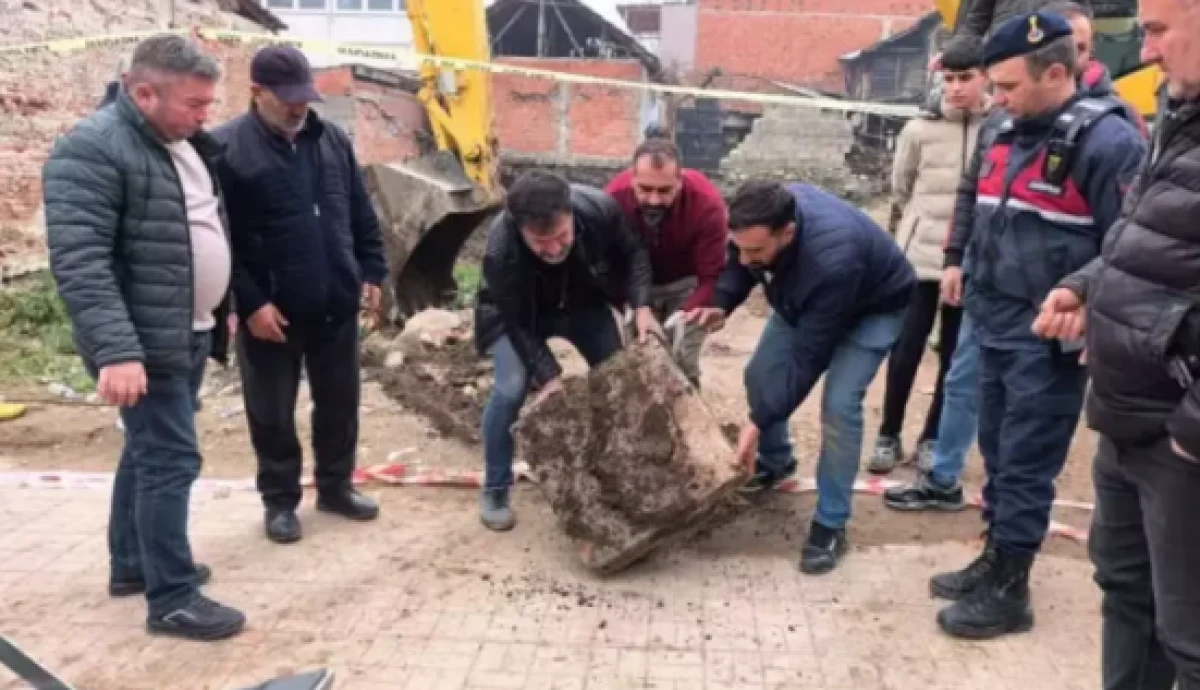 Bursa'da temel kazısında insan kemikleri bulundu 